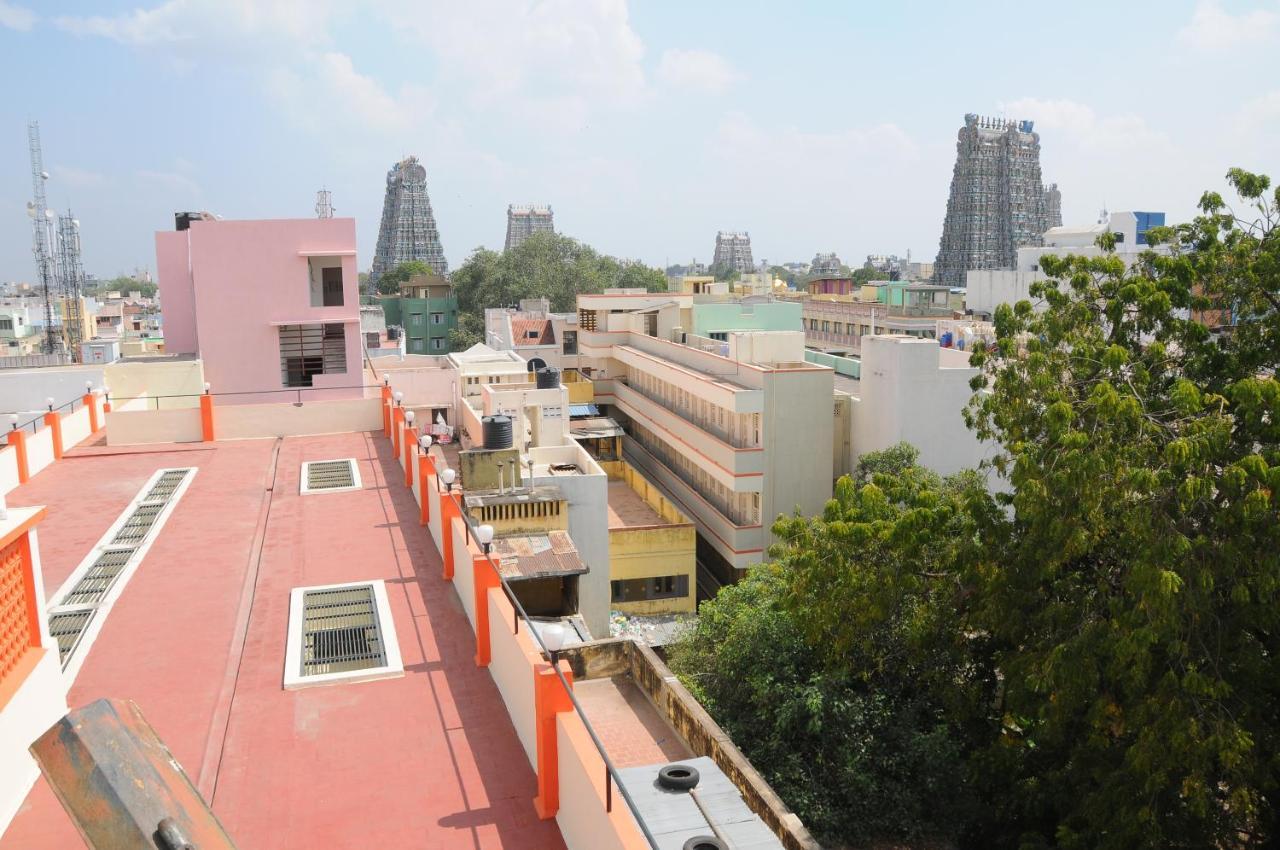 Hotel Radhakrishna Мадурай Экстерьер фото
